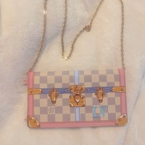 Louis Vuitton wallet on chain